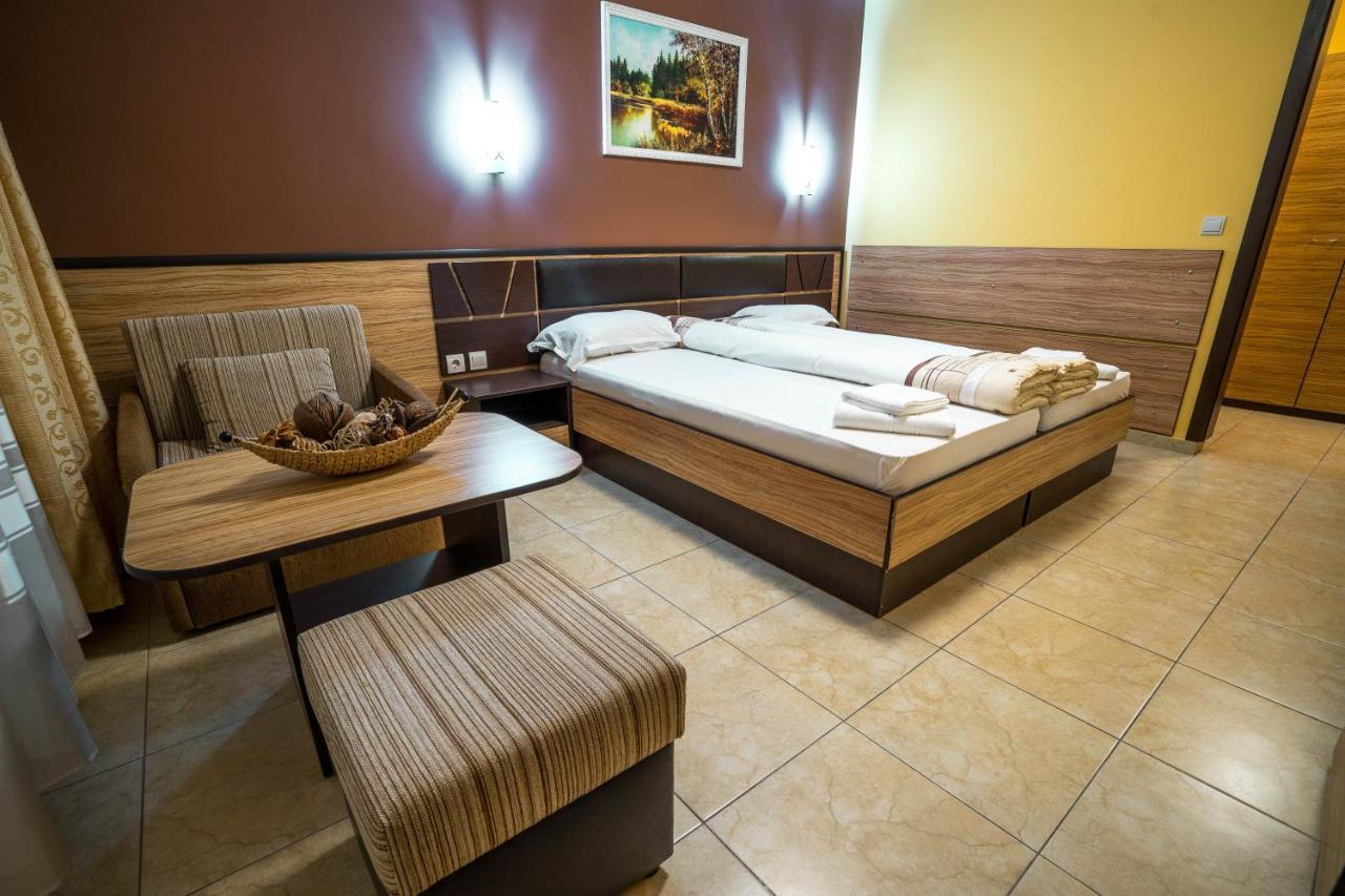 Hotel Luxor Lozenets Bagian luar foto